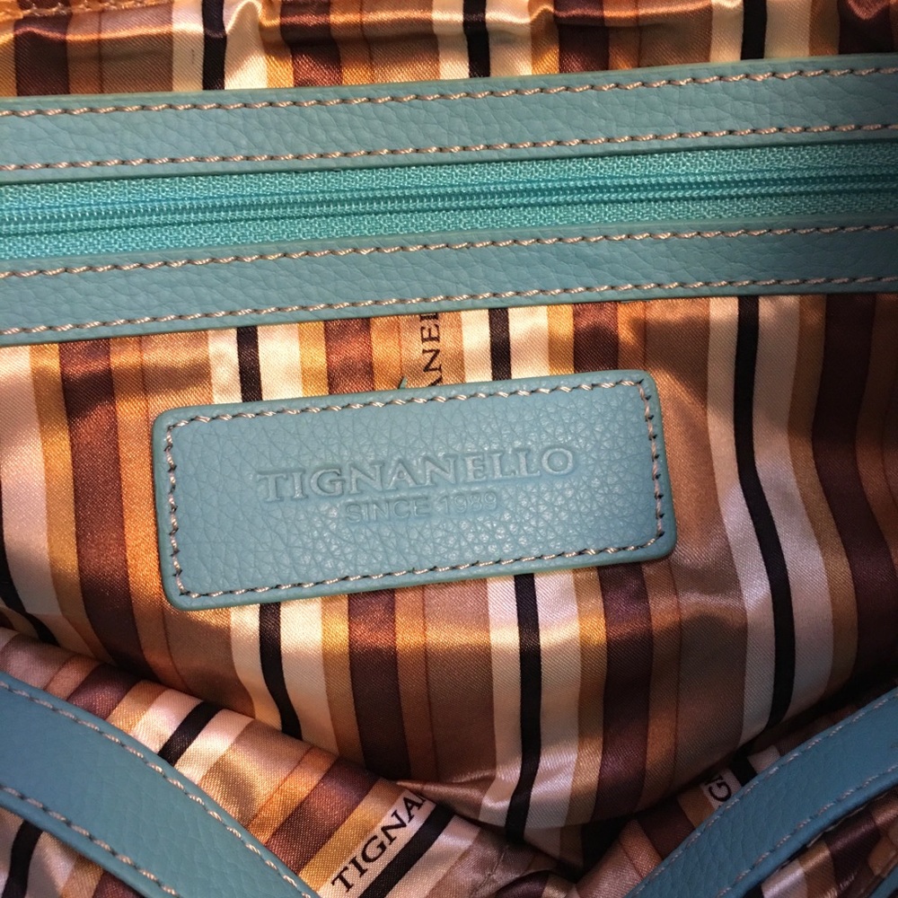 NWOT - Tignanello Hobo Aqua Pebble Leather Shopper - Picture 3 of 8
